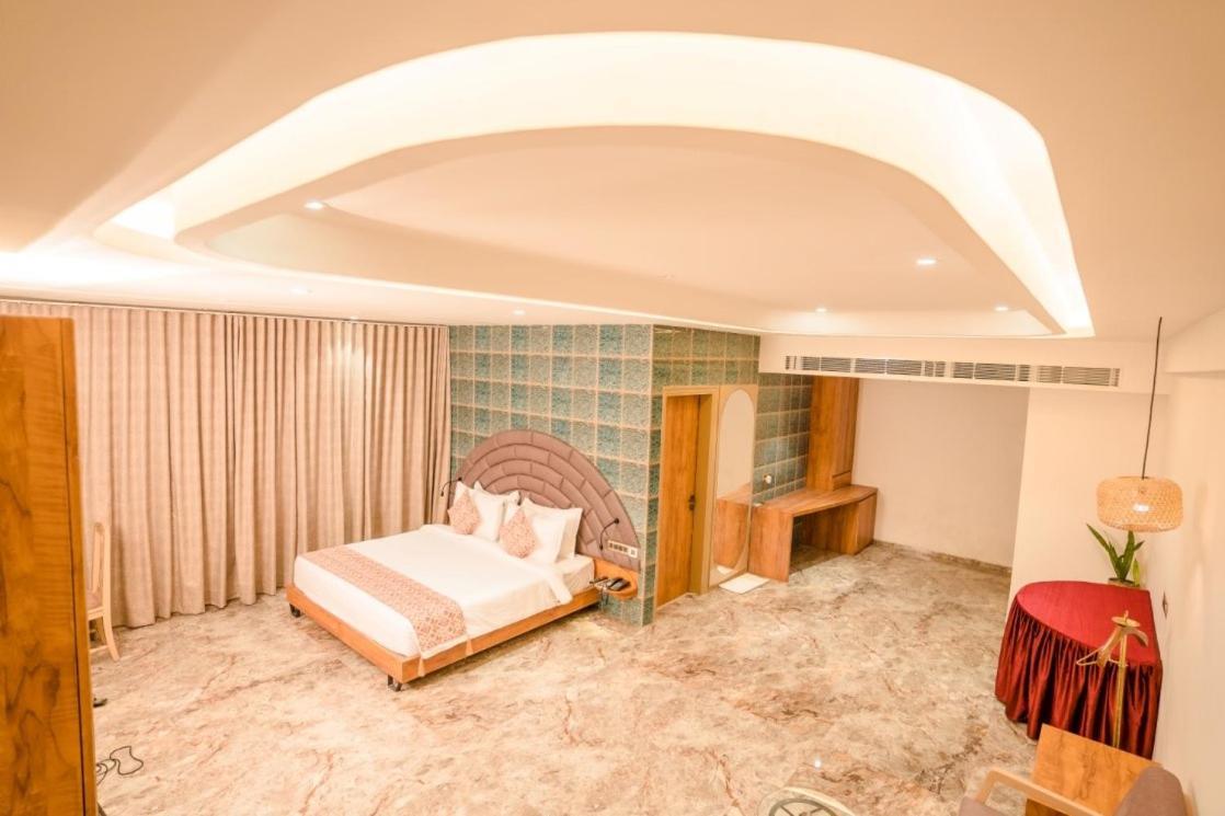 Hotel Mirana , Tinsukia Esterno foto